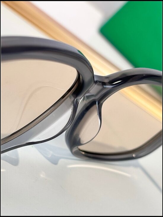 Bottega Veneta Transparent Grey Square Silver Knot Sunnies